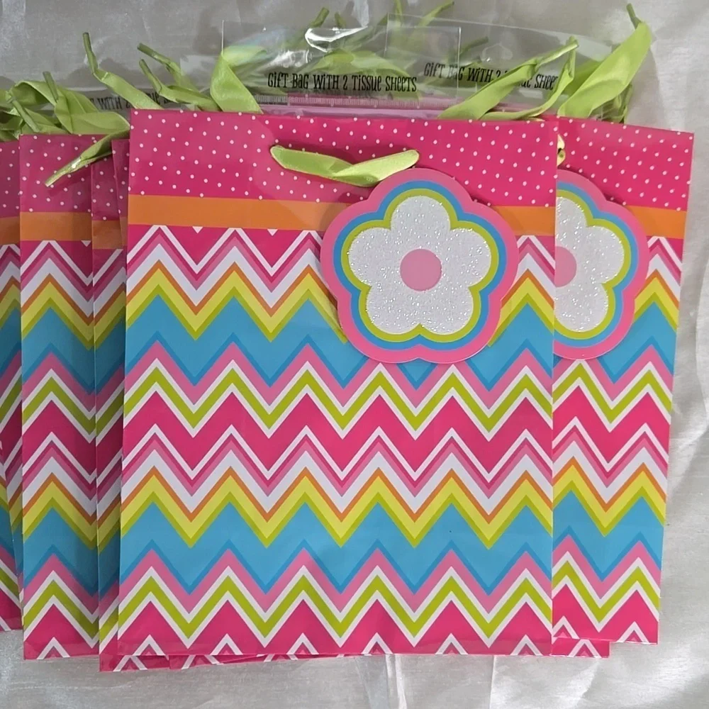 Lot of 8 Hallmark Gift Bags New with Tissue Paper